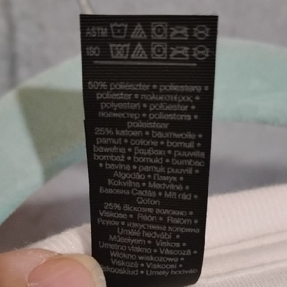 Labubu Graphic Soft T-Shirt - Picture 5 of 6